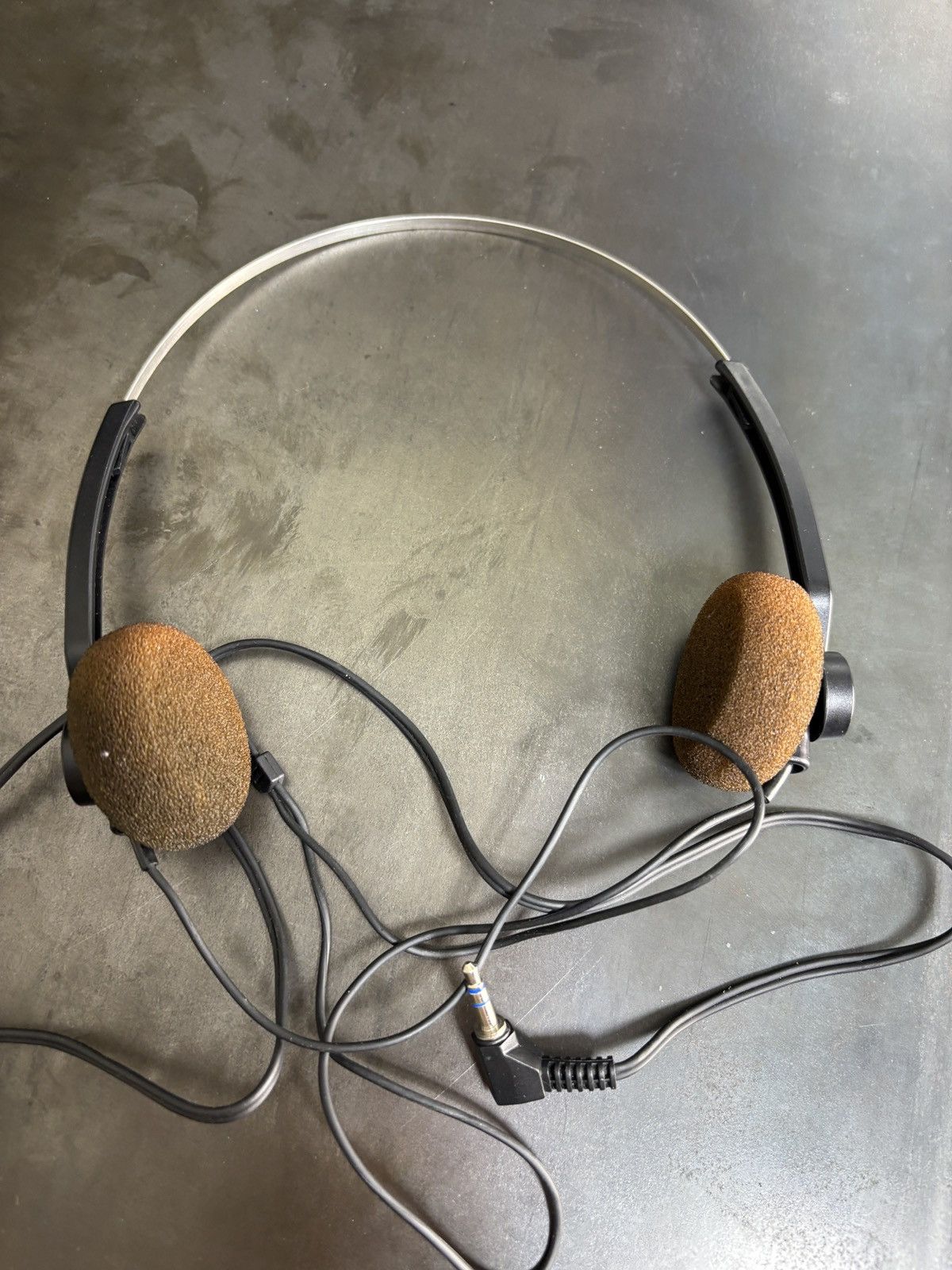 Sony 1980s Vintage Sony TRH-1 Over Ear Headphones Koss Walkman Size ONE SIZE - 7 Thumbnail