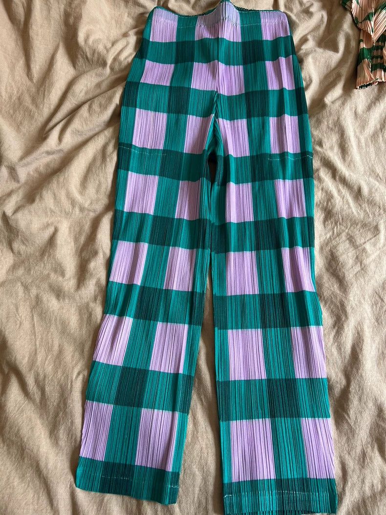 Issey Miyake size:3 Pink and green checkered trousers