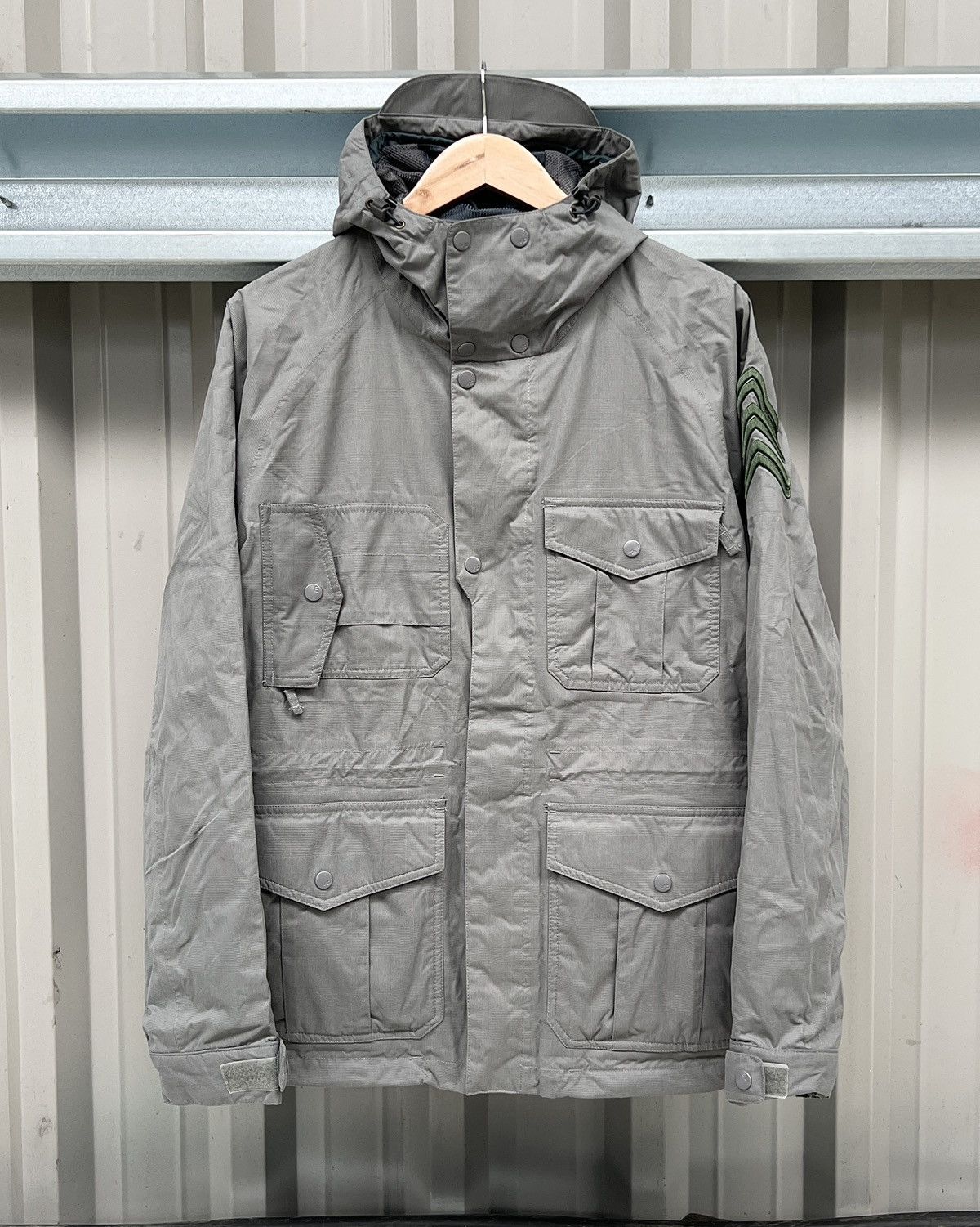 Burton Analog 00s Waterproof Technical Jacket
