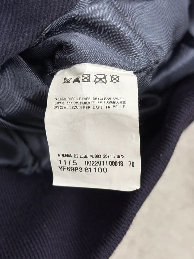 Gianfranco Ferre AW2011 Gianfranco Ferré Navy Suede & Black Leather Bomber Jacket Size S / US 4 / IT 40 - 13 Thumbnail