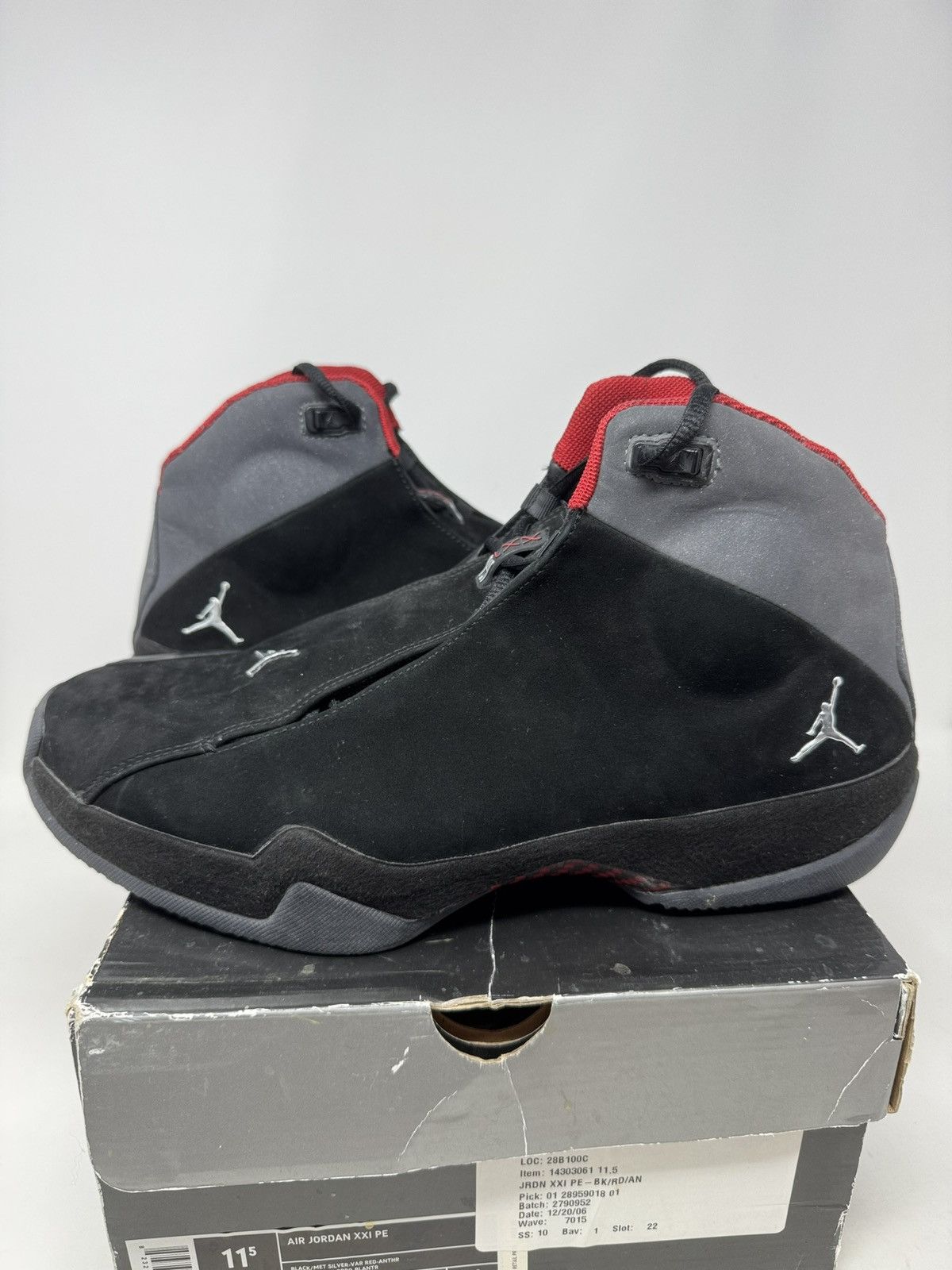 Jordan Brand Nike Air Jordan 21 Retro Og Black Anthracite Size US 11.5 / EU 44-45 - 3 Thumbnail