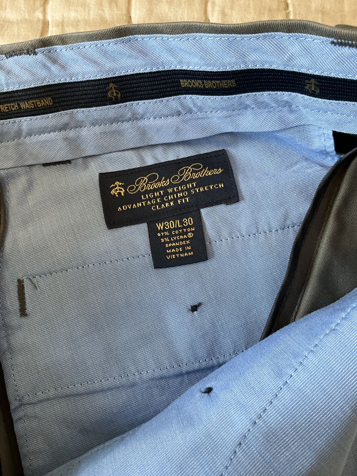 Brooks Brothers Brooks brothers grey Clark fit light weight pants Size US 30 / EU 46 - 3 Thumbnail