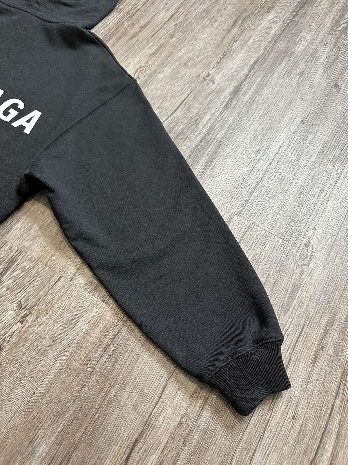 Balenciaga 🦇Balenciaga🦇 Back Logo Hoodie Size US XS / EU 42 / 0 - 5 Thumbnail