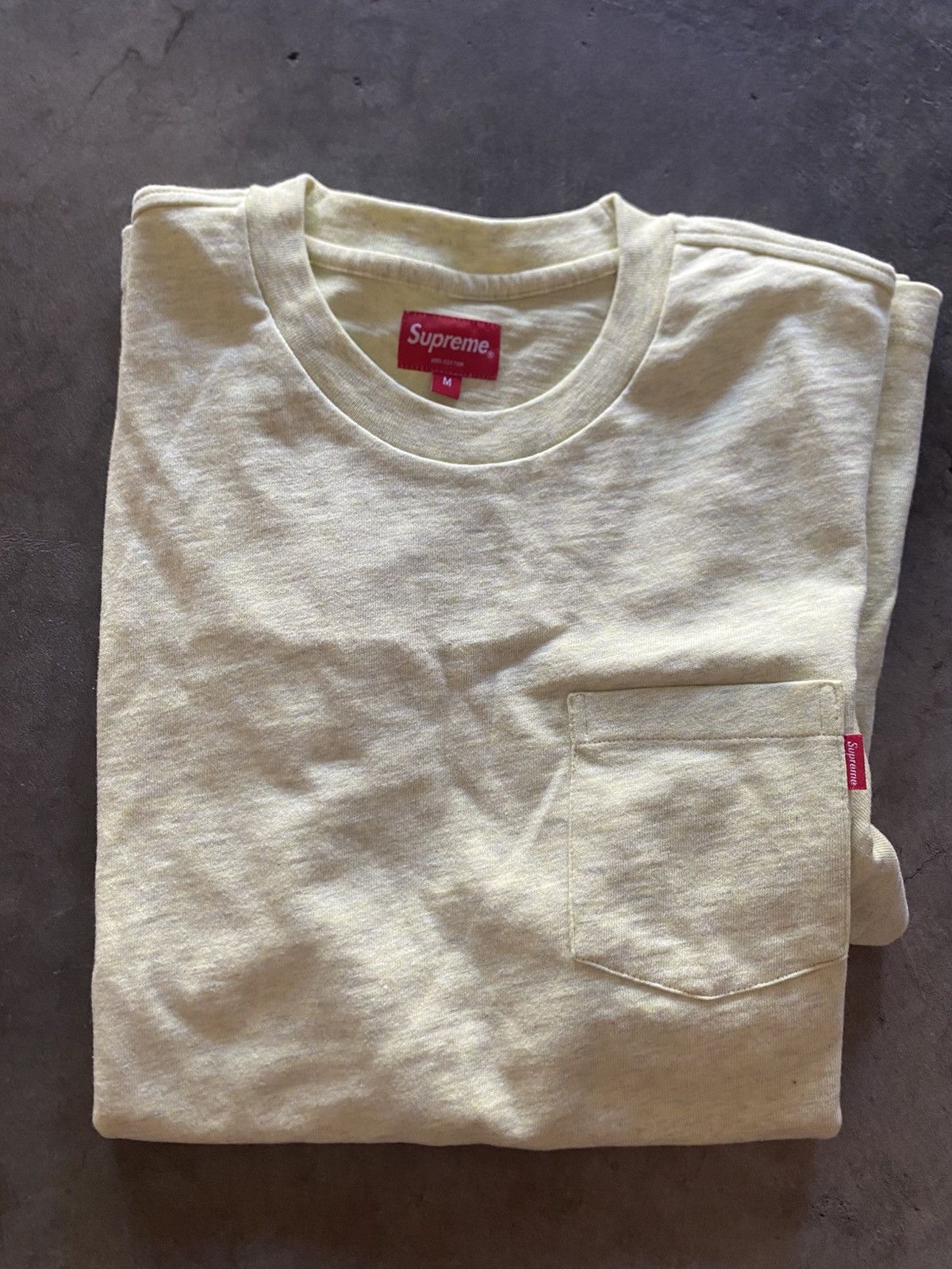 Supreme Supreme Heather Yellow Pocket Tee Size US M / EU 48-50 / 2 - 1 Thumbnail