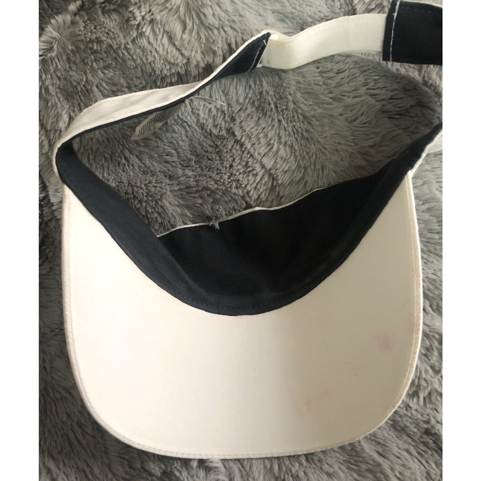 Under Armour Under Armour Visor Women's White Gray UA Logo Tennis Hat OSFM One Size Fits Most Size ONE SIZE - 6 Thumbnail