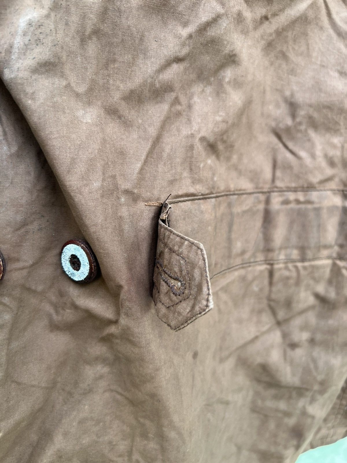 Nigel Cabourn Nigel Cabourn Vintage Oilskin Hunting Jacket Leather Yoke Size US XL / EU 56 / 4 - 12 Thumbnail