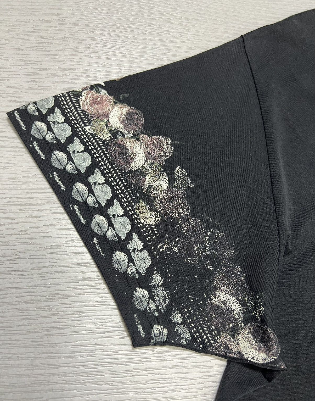 Givenchy Givenchy - S/S 14’ - Shark and Mermaid T-Shirt Size US XXS / EU 40 - 16 Thumbnail