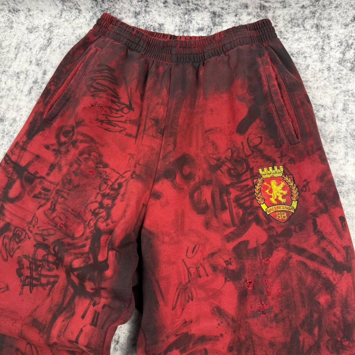 Balenciaga Balenciaga Sample Distressed Graffiti Print ‘Red’ Sweatpants Size US 32 / EU 48 - 2 Thumbnail