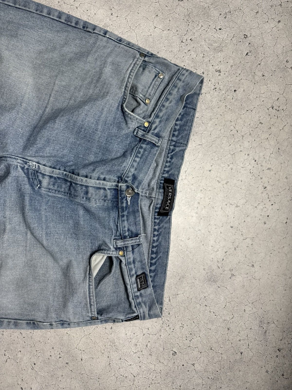 Versace Jeans Couture Versace Jeans Couture Vintage Luxury Denim Jeans Size 40 Size US 40 / EU 56 - 4 Thumbnail