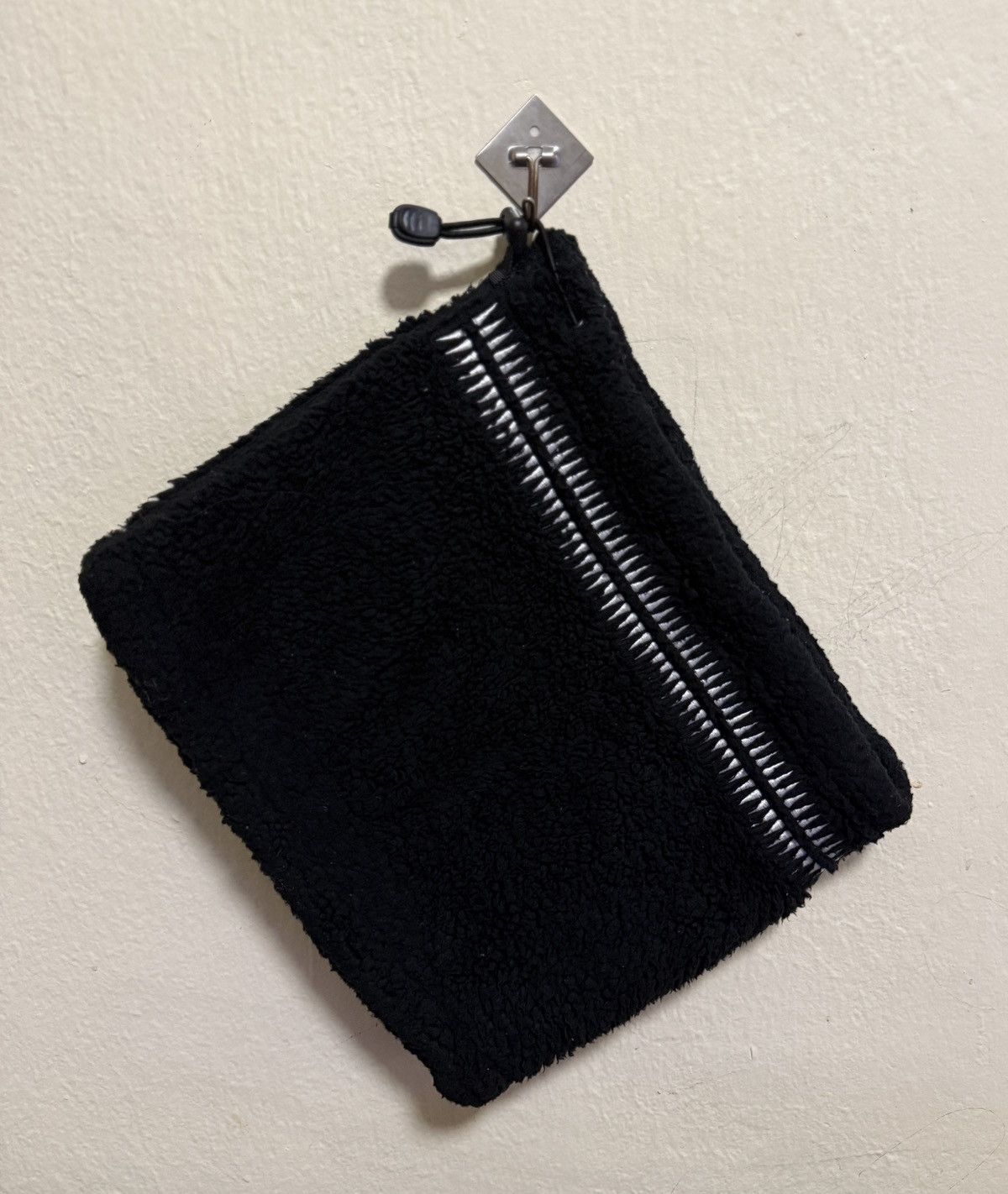 Undercover Undercover New Era Boa Fleece Neck Warmer Black Size ONE SIZE - 7 Thumbnail
