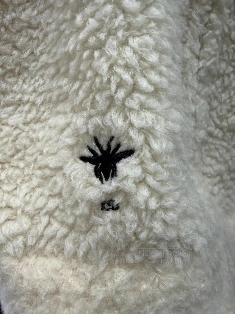 Dior Dior Bee embroidered wool coat Size XS / US 0-2 / IT 36-38 - 3 Thumbnail