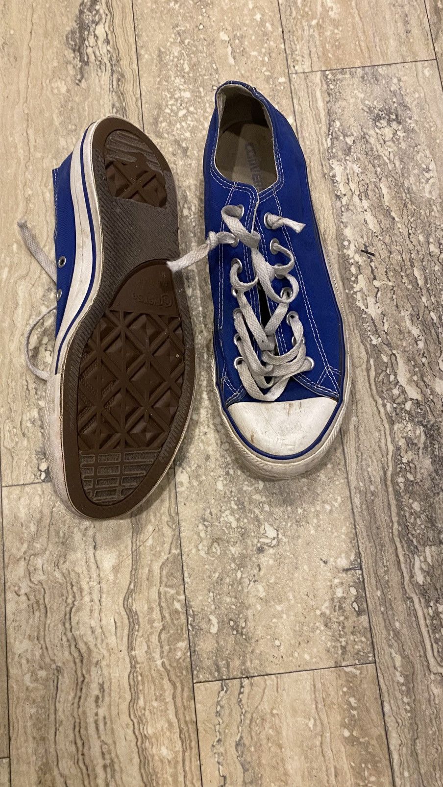 Converse BLUE AND WHITE CONVERSE SHOES Size US 10 / EU 43 - 2 Thumbnail