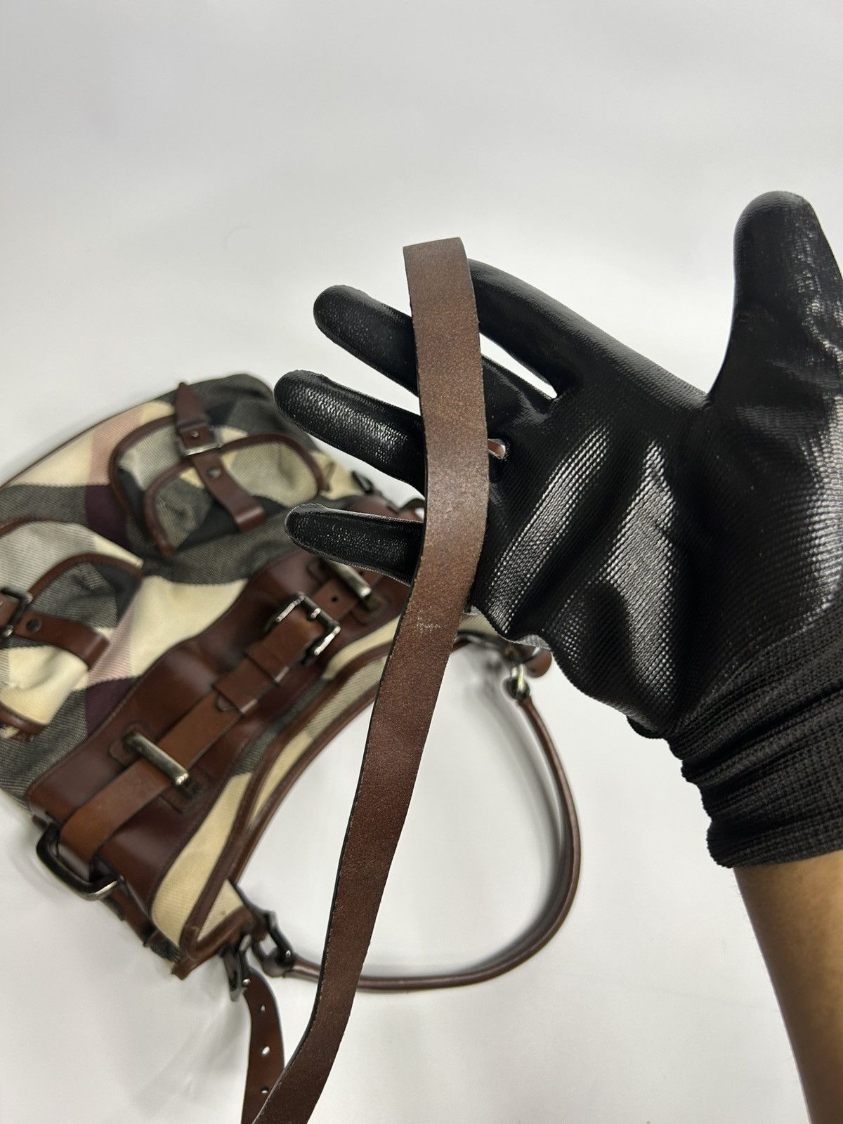Burberry Burberry Mega Check Canvas Dark Leather Lowry Size ONE SIZE - 7 Thumbnail