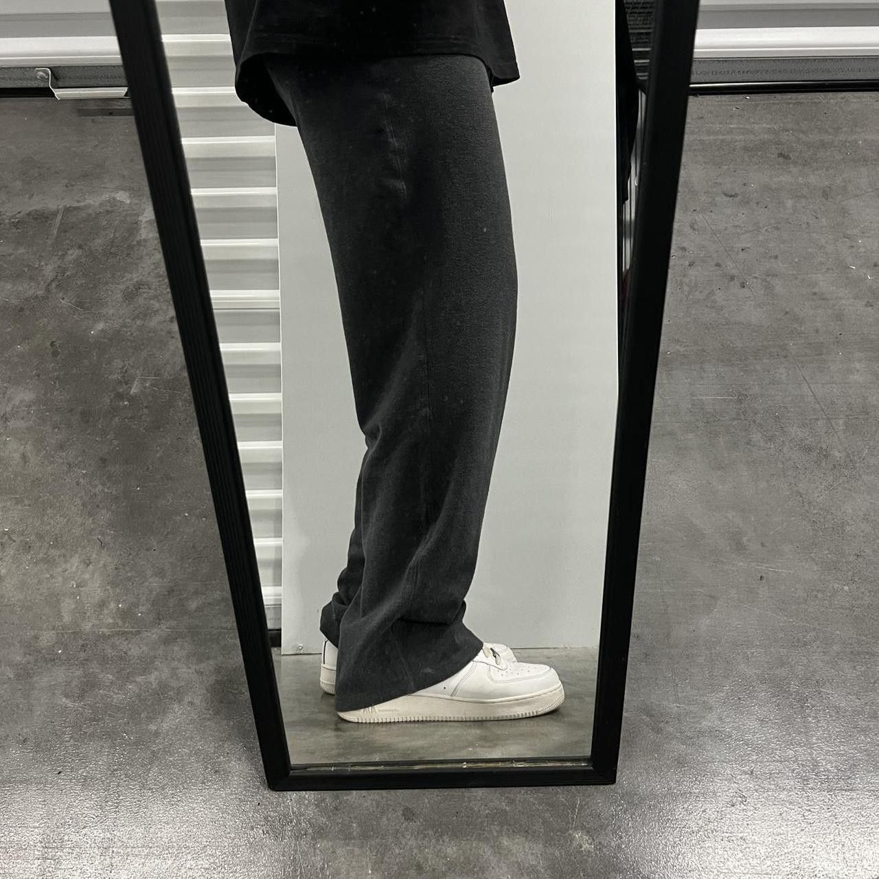 Vintage Vintage Y2K/2000s Baggy Dark Grey Loungewear Essential Sweatpants with no pockets! Size US 34 / EU 50 - 1 Thumbnail