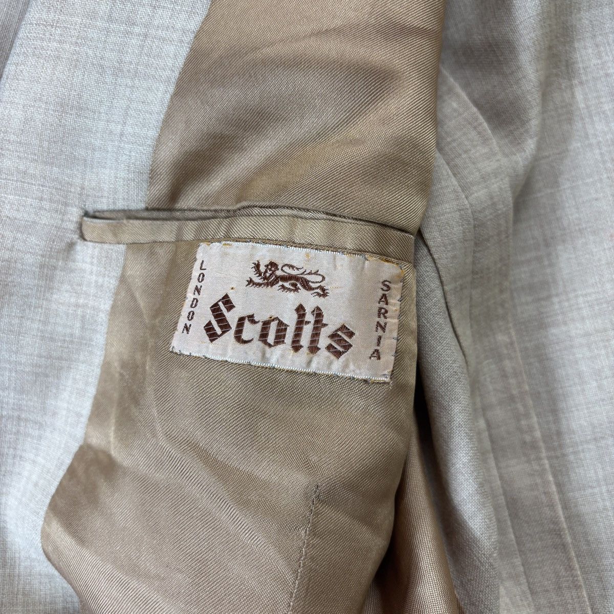 Vintage 1960s Wool Suit 70s Vintage Two Piece Suit Large Scotts US Size 42R - 5 Thumbnail