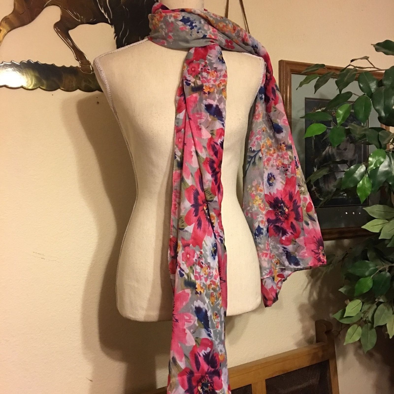 Other Dazzle floral gray pink scarf wrap 80”L Size ONE SIZE - 4 Thumbnail