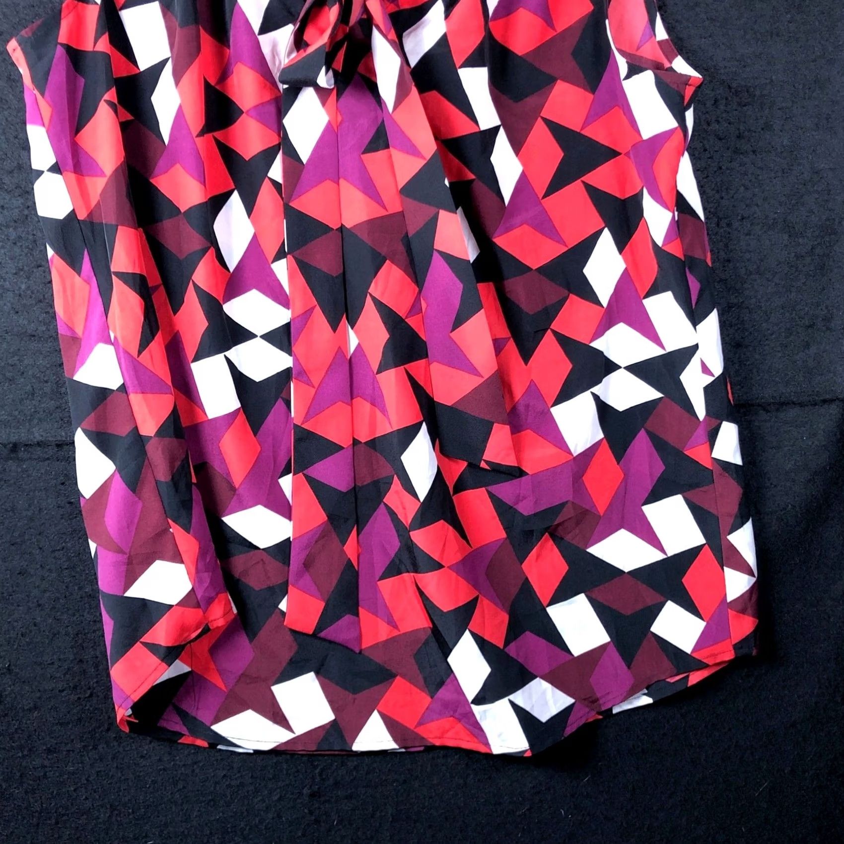 Ann Taylor Ann Taylor LOFT Blouse Womens Sleeveless Front Tie Small Multicolored Crew Neck Argyle/Diamond Pattern Chiffon Polyester Lightweight All Seasons Size S / US 4 / IT 40 - 3 Thumbnail