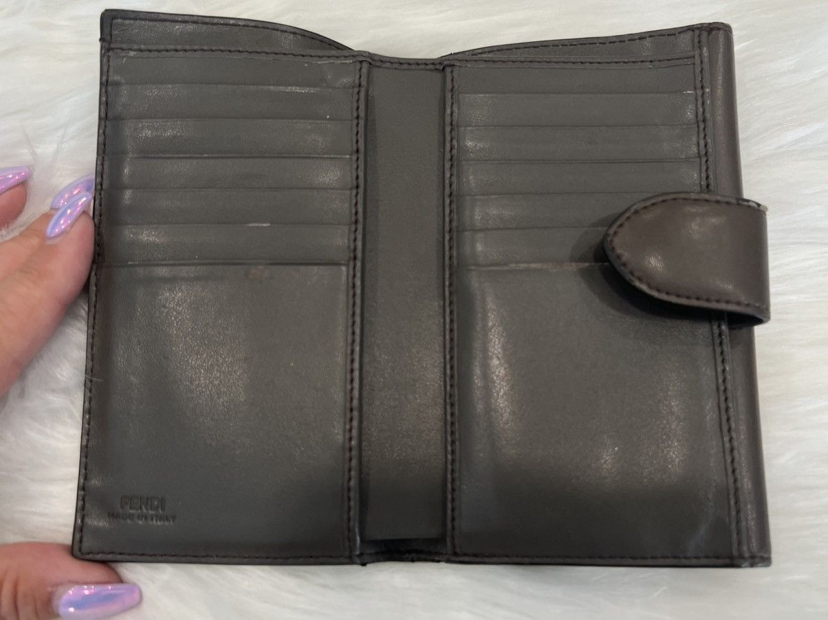 Fendi Fendi Kan I Leather Wallet w/ Ring Closure + Gunmetal Chain Size ONE SIZE - 6 Thumbnail