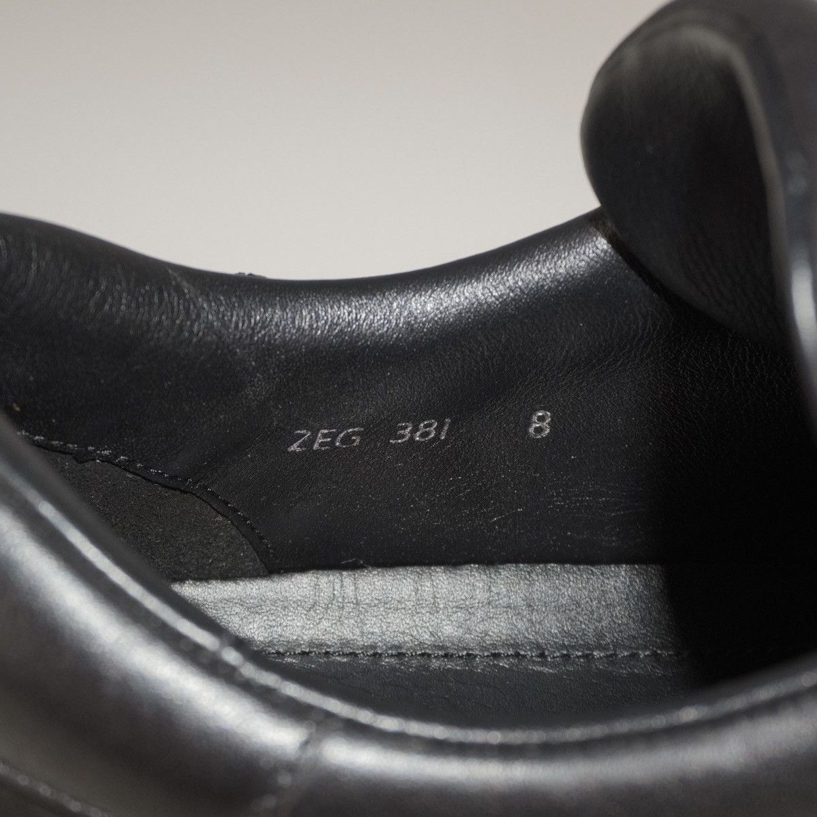 Prada Iconic prada black leather classic logo sneakers Size US 8 / EU 41 - 10 Thumbnail