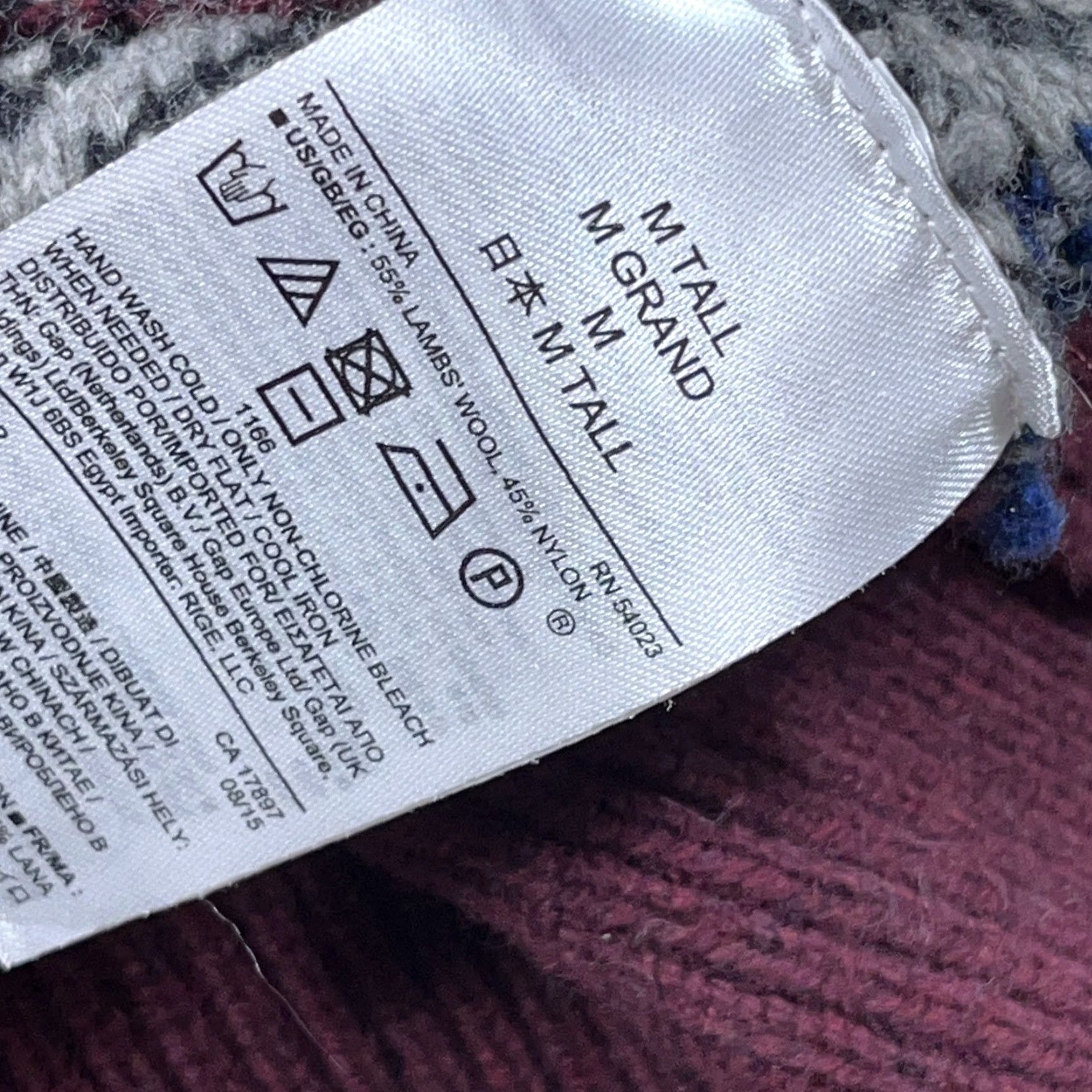 Gap VINTAGE Gap Sweater Men Medium Tall Maroon Wool Knit Mock Neck Pullover Geometric Logo 90s Retro Classic Preppy Golf Hiking Walking Size US M / EU 48-50 / 2 - 4 Thumbnail