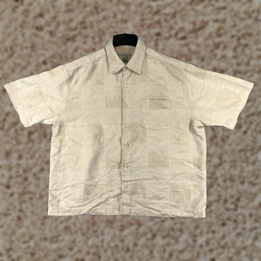 Quiksilver Quiksilver Shirt Mens XL Beige Floral Tile Button Up Rayon - Hawaiian, Floral, Short Sleeve, Button-Up, Regular Fit, Men Size US XL / EU 56 / 4 - 1 Thumbnail