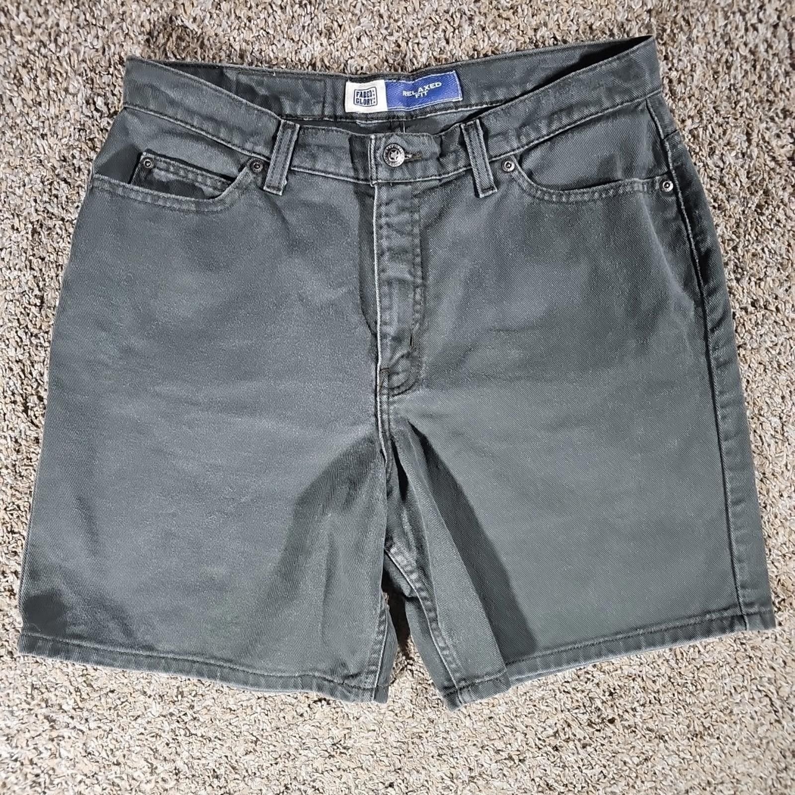 Faded Glory Faded Glory Relaxed Fit Sz 12 Green Gray Shorts Size US 32 / EU 48 - 1 Thumbnail