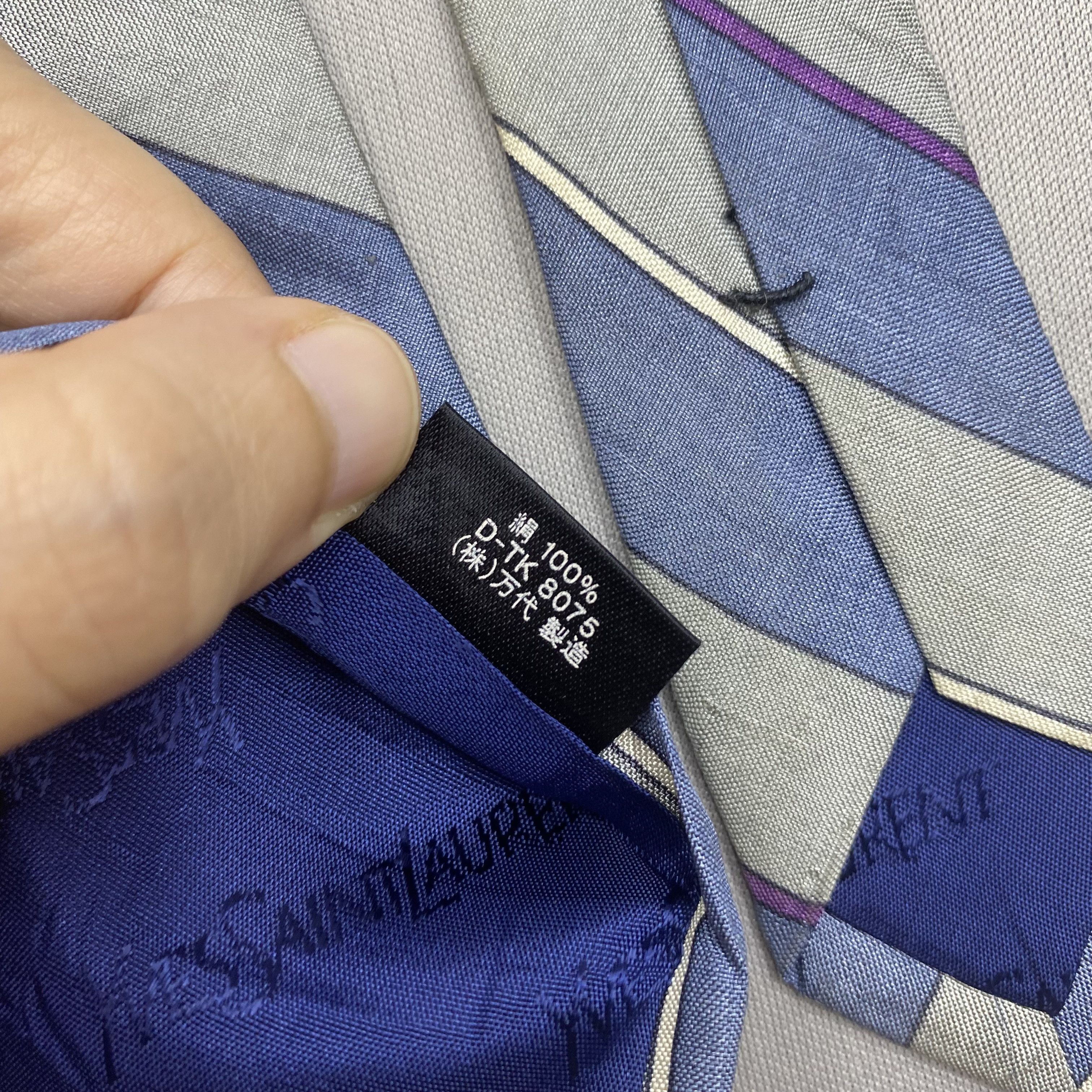 Japanese Brand Vintage Yves Saint Laurent SILK Necktie Cravate Pure Silk Size ONE SIZE - 7 Thumbnail