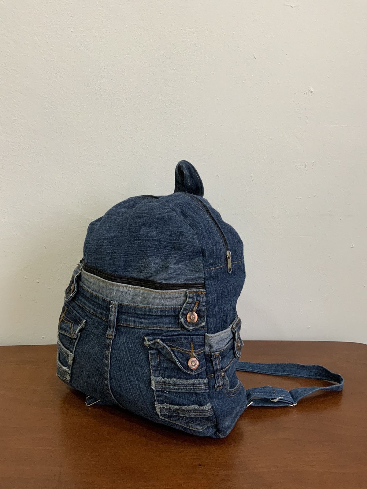 衝撃の激安コスパ・掘り出し物も Archive Backpacks | Grailed バッグ