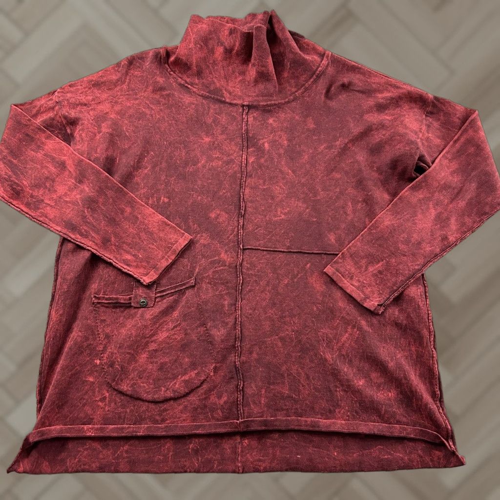 Soft Surroundings Soft Surroundings Shirt Women's Medium Red Long Sleeve Pigment Dyed Button-Up Solid Modern Shirt Womens M Red Size M / US 6-8 / IT 42-44 - 1 Thumbnail