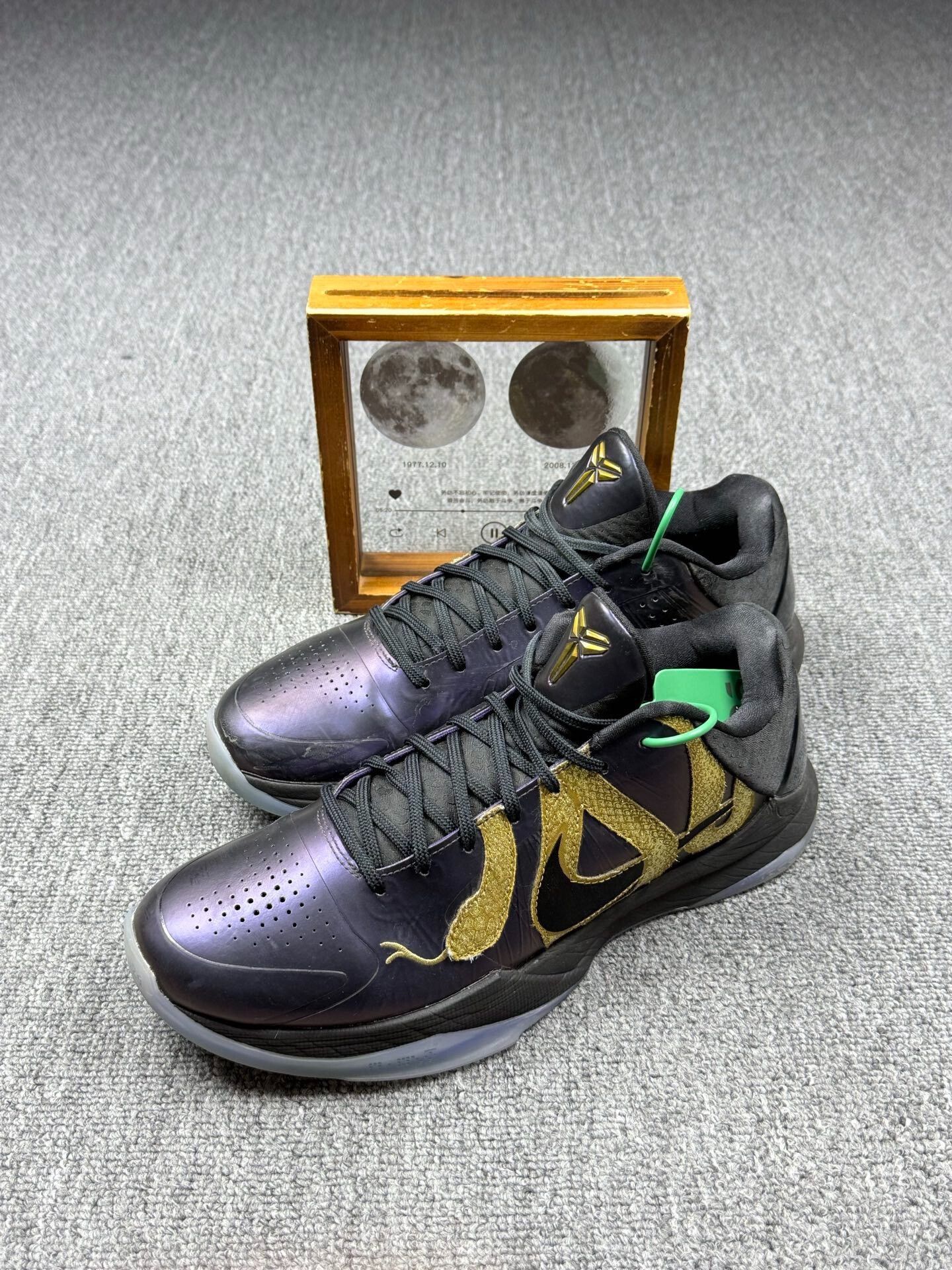 Nike Nike KOBE5 Purple Lowtop Sneakers 11 Men Size US 11 / EU 44 - 1 Thumbnail
