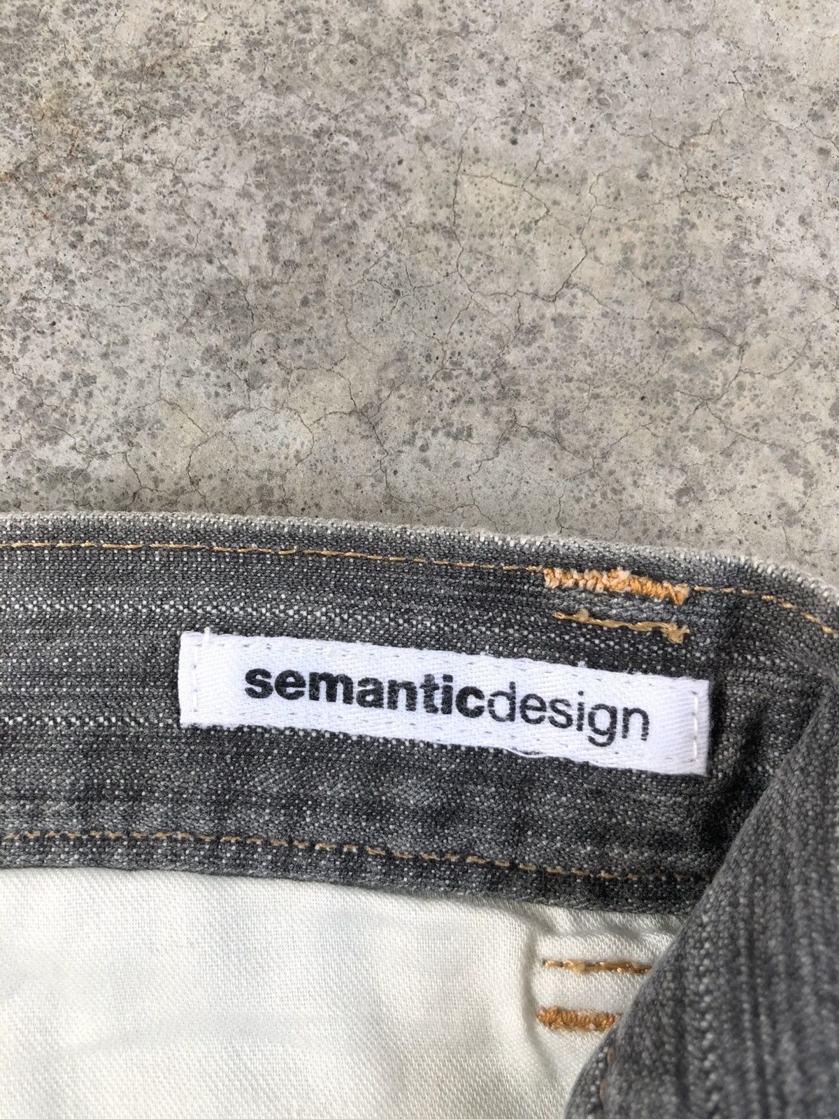 Semantic Design Flared Jeans Hickory Distressed