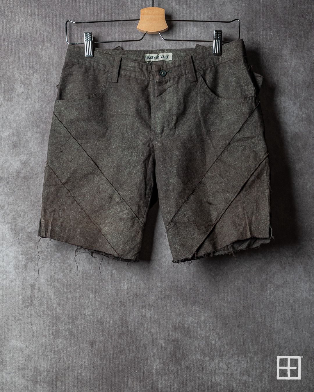 Issey Miyake Issey Miyake Distressed Patchwork Shorts Size US 30 / EU 46 - 1 Thumbnail