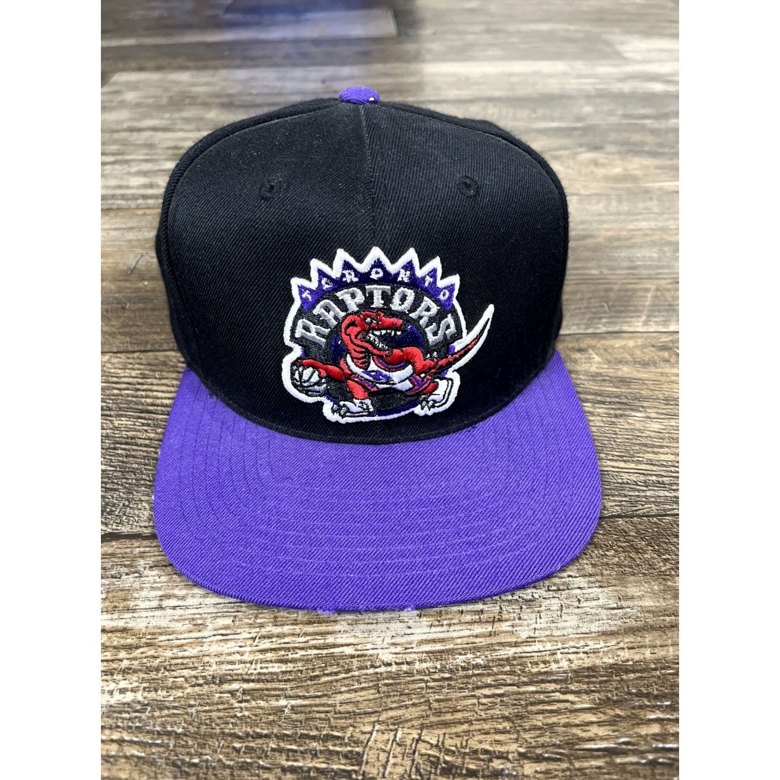 Mitchell & Ness VINTAGE Mitchell & Ness Toronto Raptors SnapBack Hat Cap Wool NBA Hardwood Classics Black Purple One Size Men Adjustable Canvas Cotton Size ONE SIZE - 2 Thumbnail