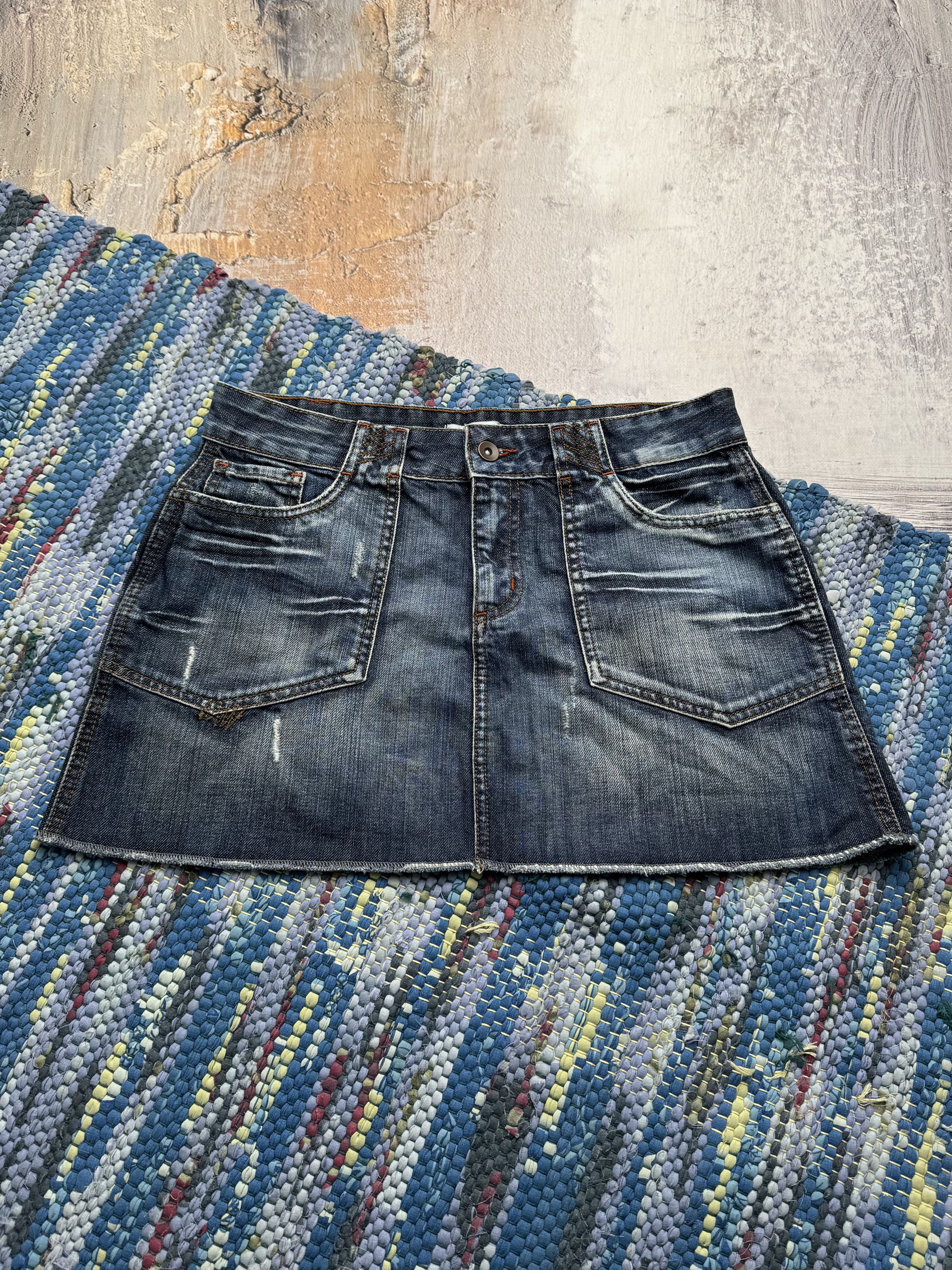 Vintage Vintage Denim Mini Skirt D15 Size 30" / US 8 / IT 44 - 1 Thumbnail