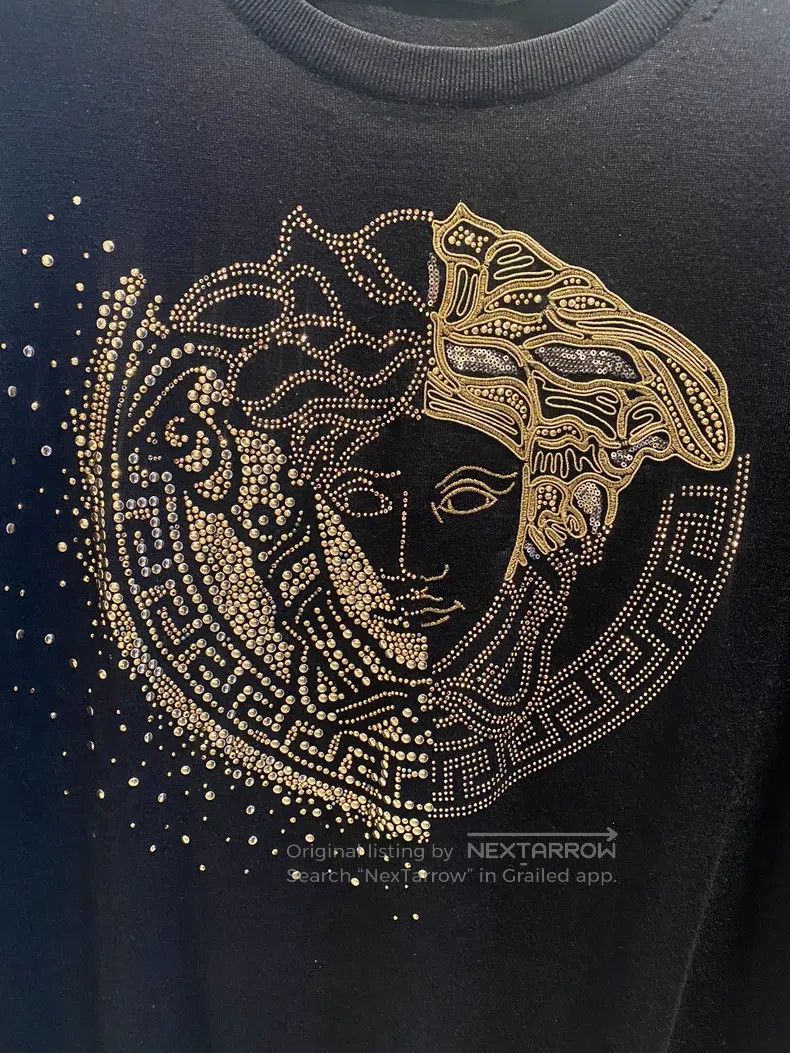 Other Versace Rivet diamond-encrusted Medusa embroidered crew ne Size US XXL / EU 58 / 5 - 1 Thumbnail