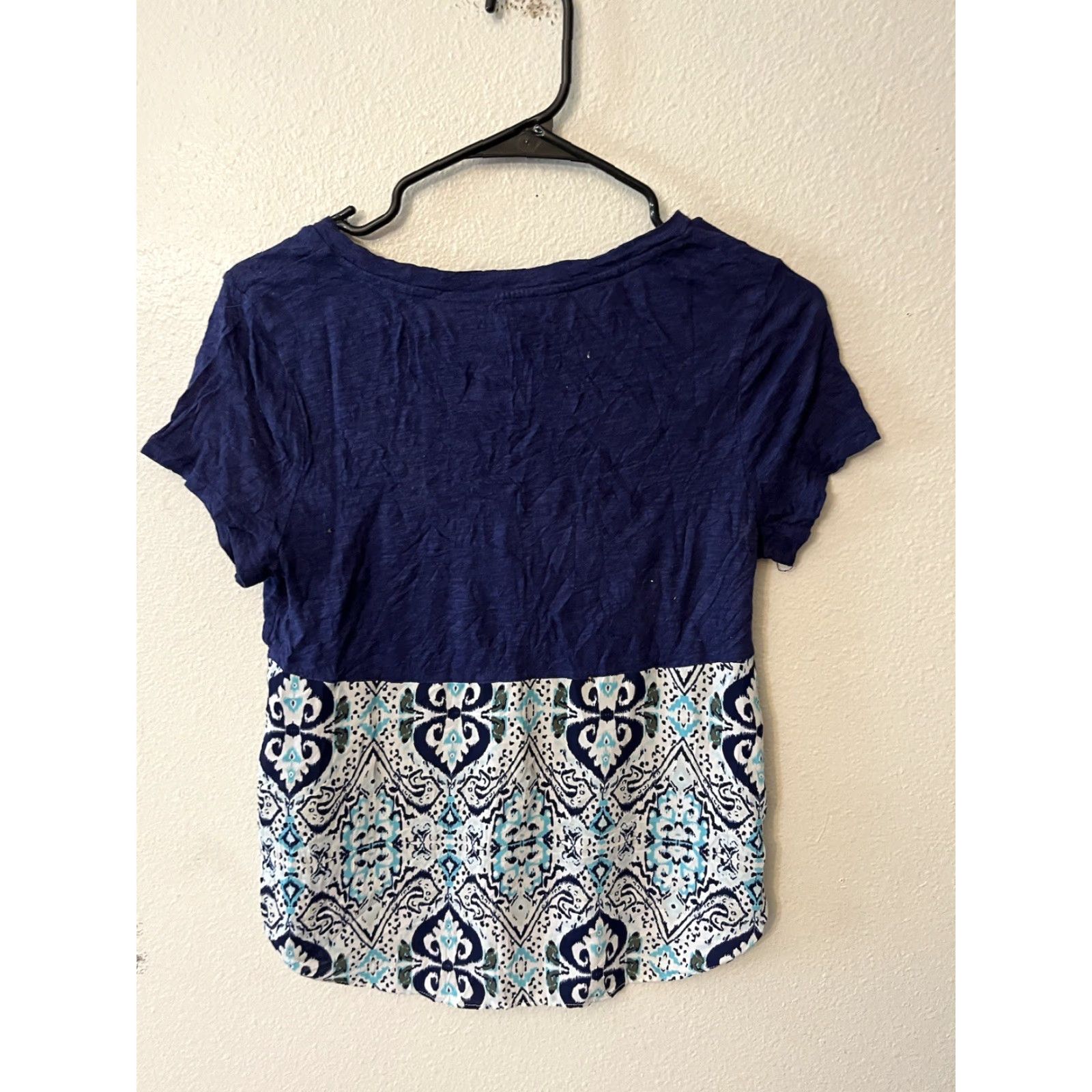 Express VINTAGE Express Womens Top Blouse XS Short Sleeve Cotton Pattern Relaxed Fit Blue Hi Lo Hem Summer Womens Size XS / US 0-2 / IT 36-38 - 2 Thumbnail