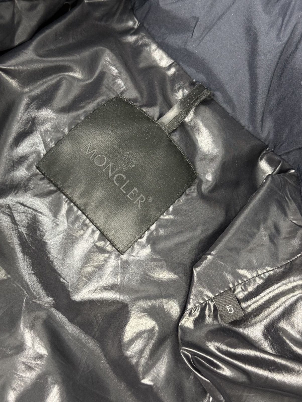 Moncler Moncler Puffer Jacket Nylon Maures Large Logo print moncler Size US L / EU 52-54 / 3 - 21 Thumbnail