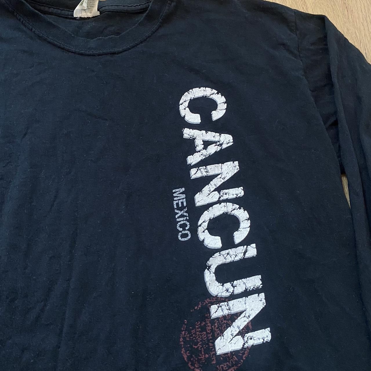 Other Cancun Mexico long sleeve t-shirt with a Longlseeve Size US L / EU 52-54 / 3 - 3 Thumbnail
