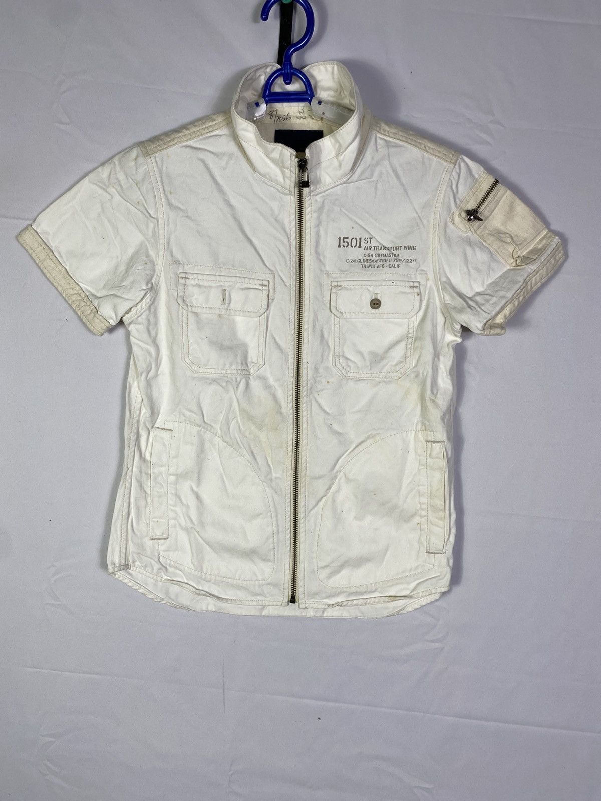 Avirex zipper tshirt size s pit 17
