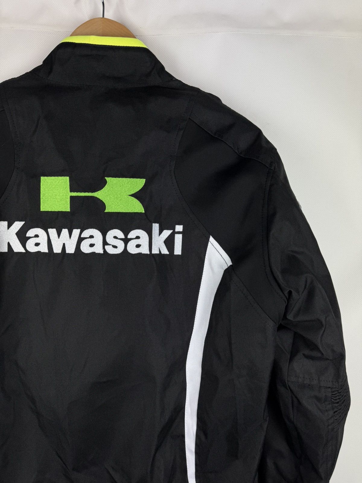 Other Kawasaki Men’s Big Logo Racing Motorcycle Jacket Size M Size US M / EU 48-50 / 2 - 17 Thumbnail
