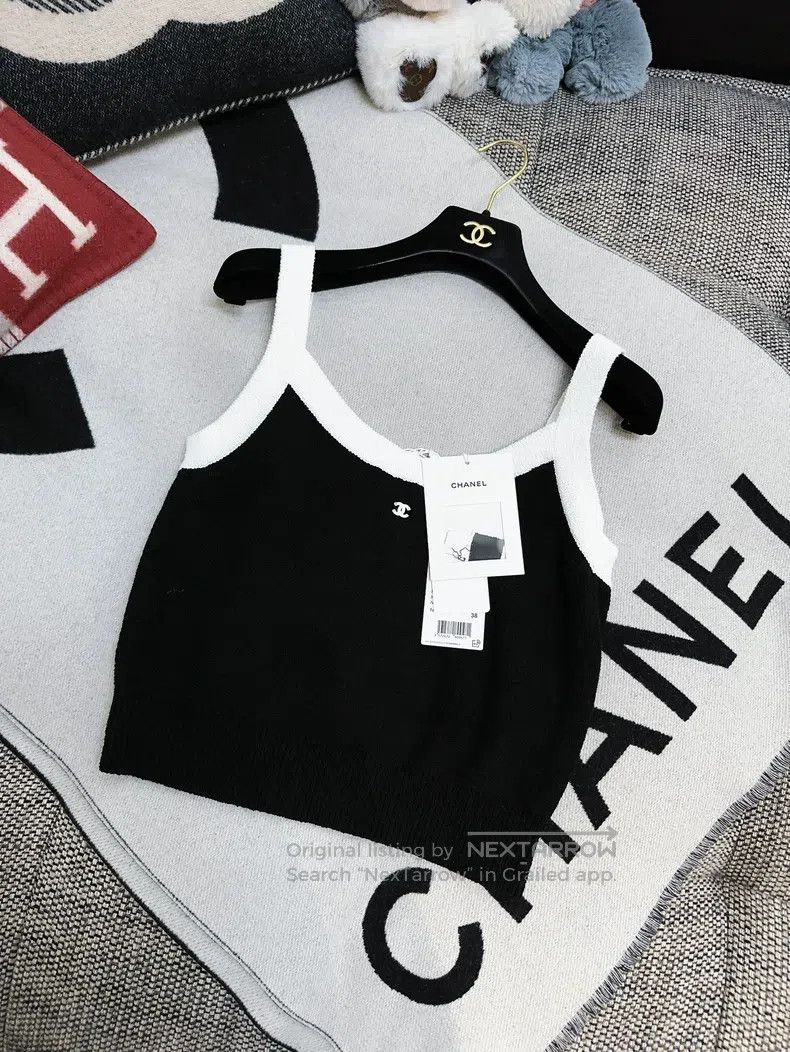 Chanel Chanel 23p black and white edged towel fabric knitted susp Size XS / US 0-2 / IT 36-38 - 1 Thumbnail