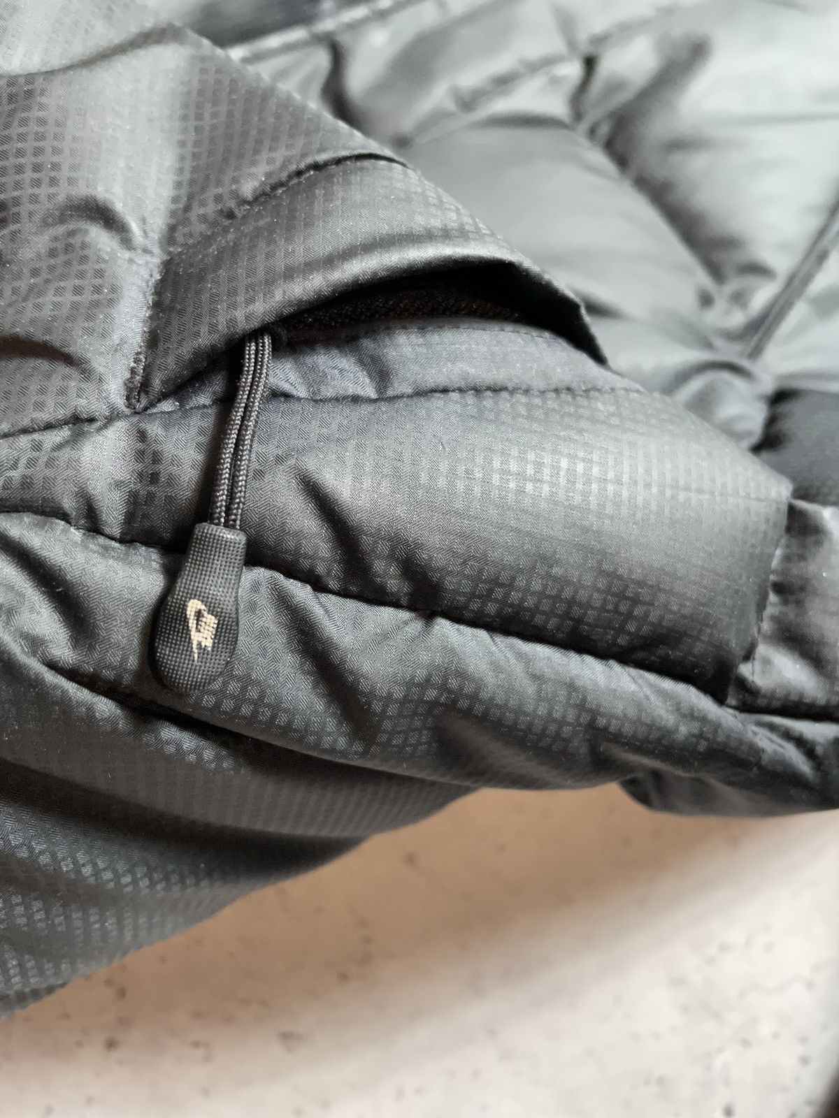 Nike Vintage Down Puffer Jacket Nike Swoosh Y2K Drill 550 Size US L / EU 52-54 / 3 - 5 Thumbnail