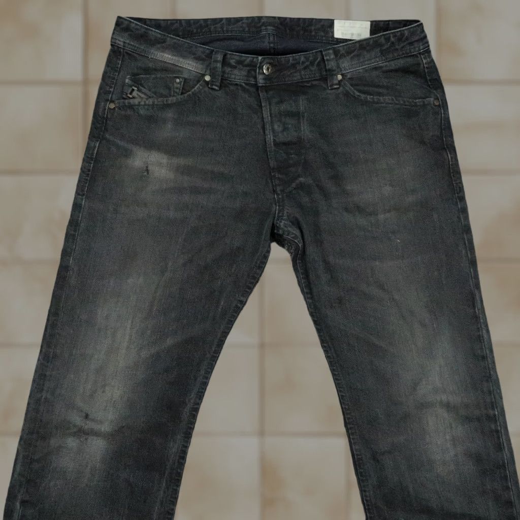 Diesel Diesel Jeans Mens 34x33 Black Darron Regular Slim Tapered Button Fly Denim Size US 34 / EU 50 - 1 Thumbnail