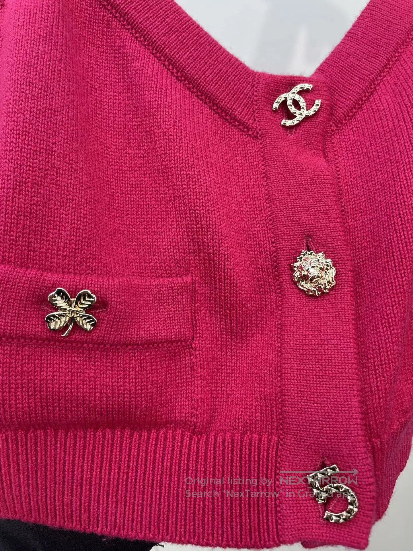Chanel Chanel 22B Pink Cashmere Knit Vest. Size S / US 4 / IT 40 - 3 Thumbnail