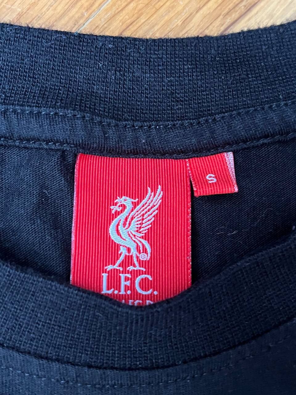 Other Liverpool FC soccer jersey big logo tee Size US S / EU 44-46 / 1 - 5 Thumbnail