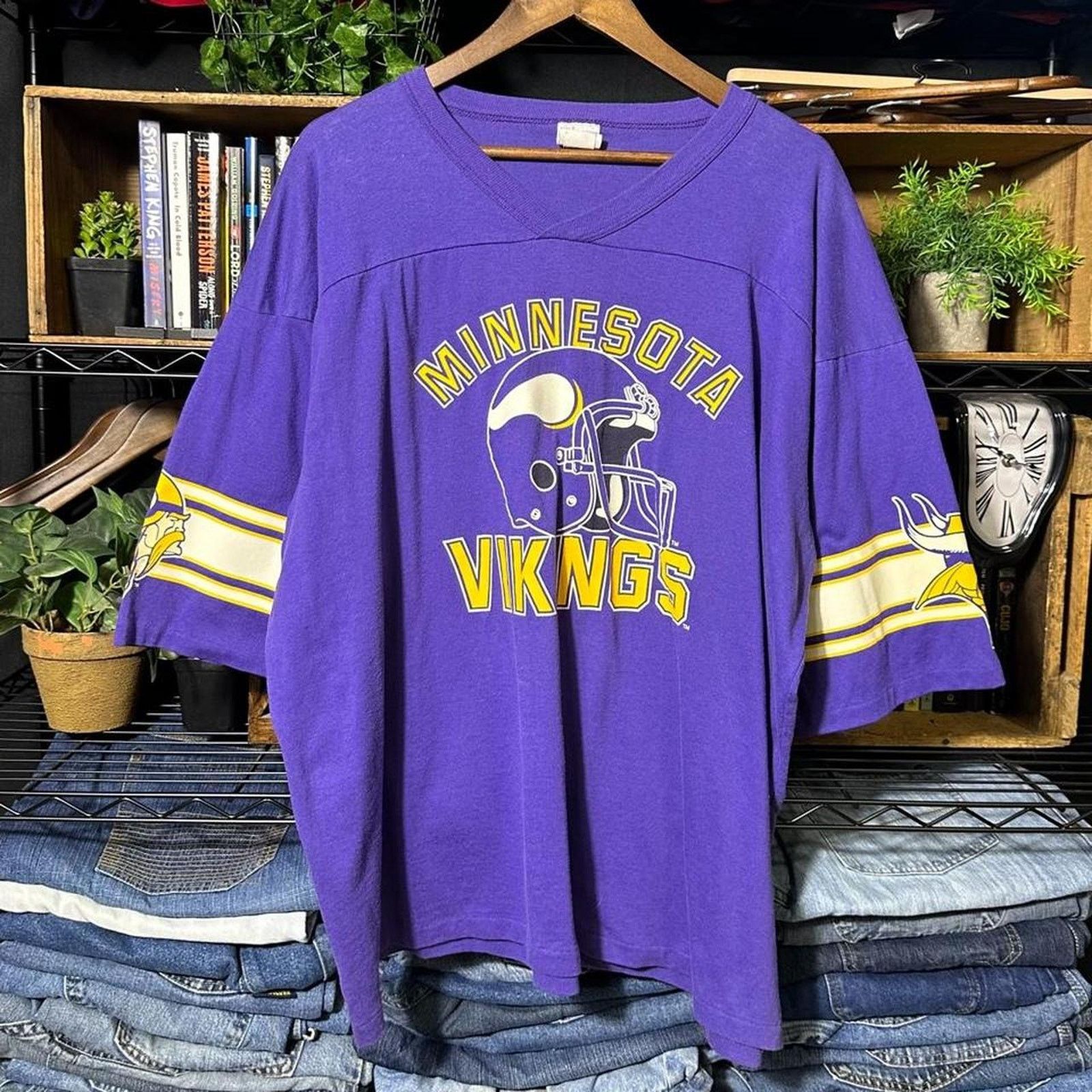 NFL Vintage 90s Single Stitch Minnesota Vikings NFL Tee Shirt XL Size US XL / EU 56 / 4 - 1 Thumbnail