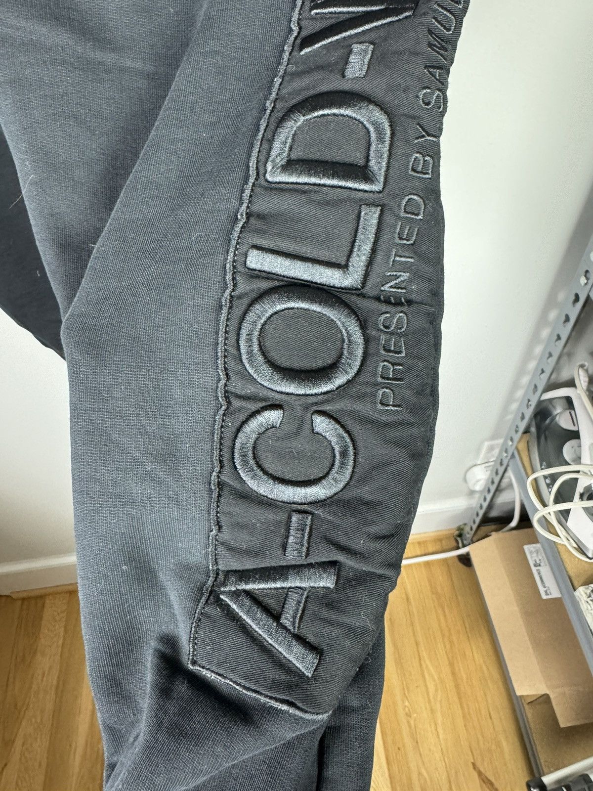 A-COLD-WALL* A-COLD-WALL* BLACK LOGO EMBROIDERY LOUNGE PANTS Size US 34 / EU 50 - 6 Thumbnail