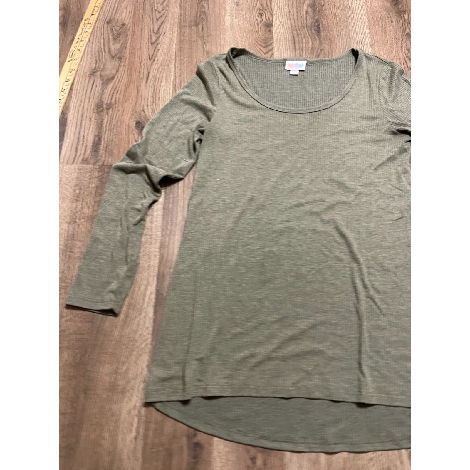 Vintage LuLaRoe Shirt Women Size S Green Long Sleeve Scoop Neck Solid Size S / US 4 / IT 40 - 3 Thumbnail