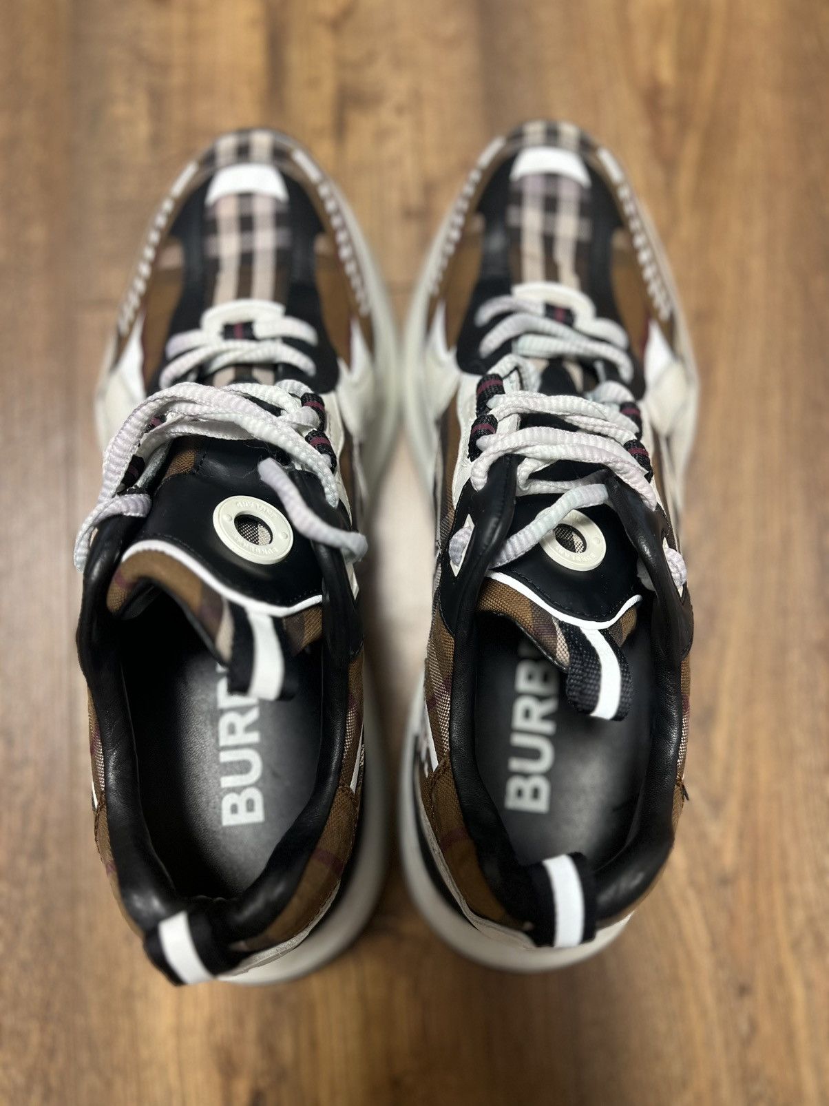 Burberry Burberry Brown Vintage Check Sneakers Size US 12 / EU 45 - 6 Thumbnail