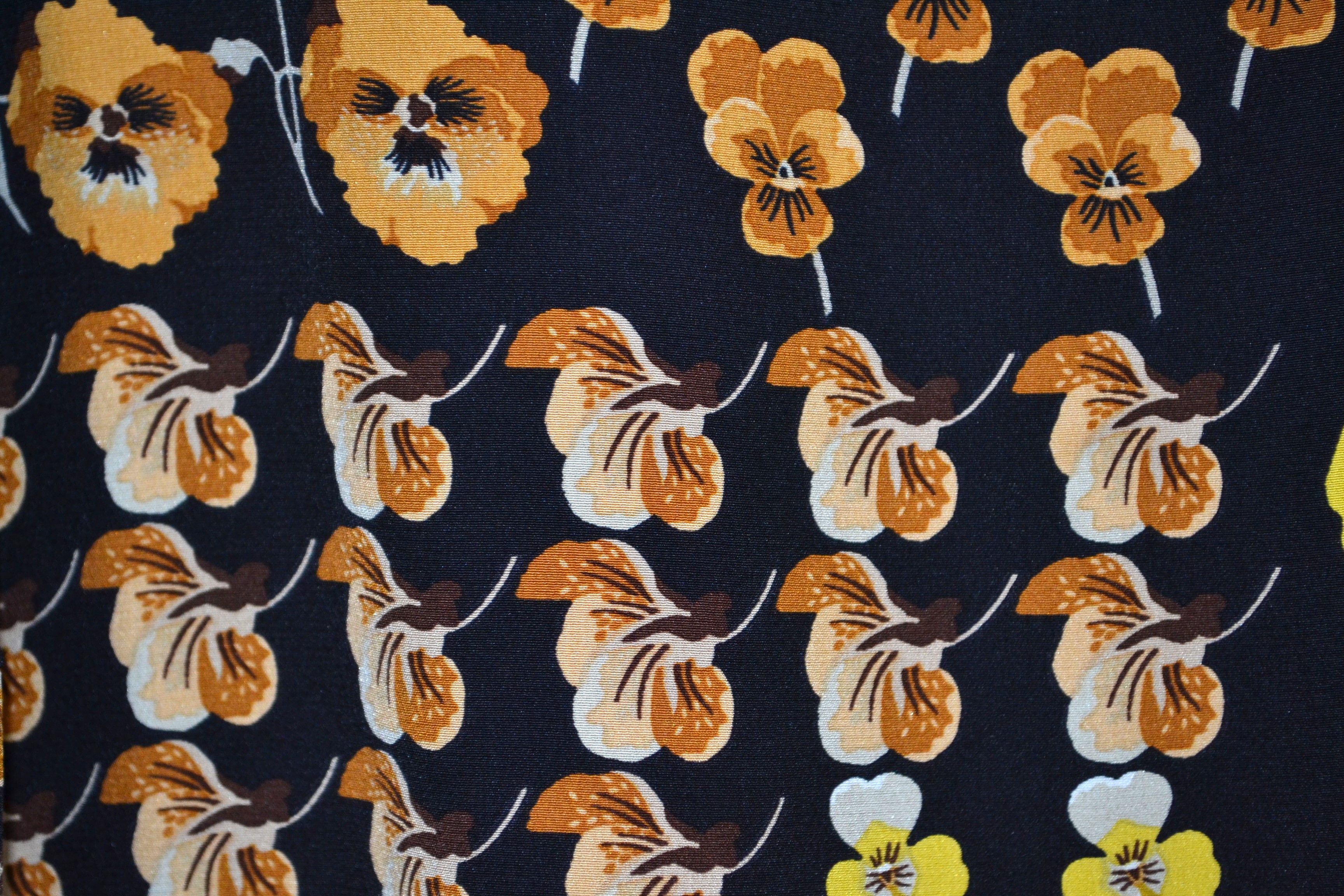 Gucci Gucci Vintage XL size Pansies Silk Cashmere Wool Vest Size XL / US 12-14 / IT 48-50 - 3 Thumbnail